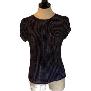 Fun2Fun cap sleeve polka dot, pleated front, back button tear drop